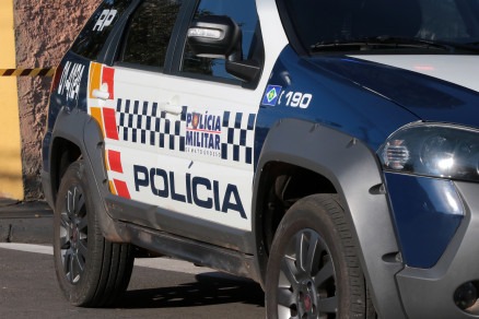 Homem é morto com tiro de espingarda na cabeça após exigir sexo com amigo