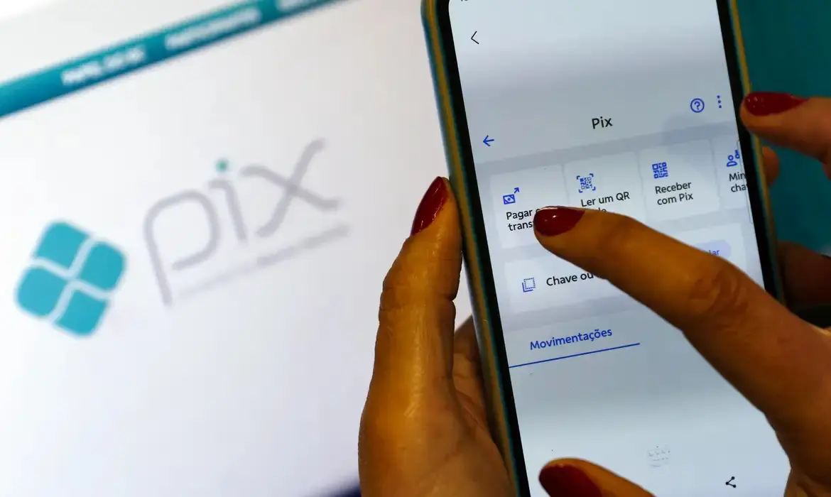 Receita Federal nega boatos sobre cobrança de imposto no Pix e alerta para desinformação - Foto: reprodução/Agência Brasil