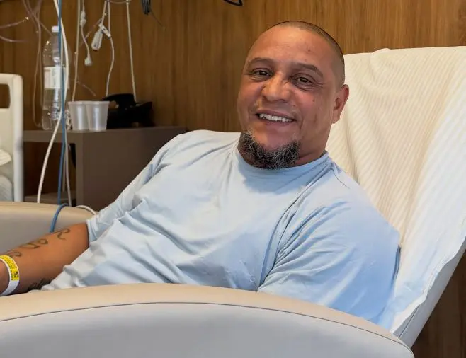 Roberto Carlos confirma alta hospitalar (Foto: Reprodução / Redes Sociais)