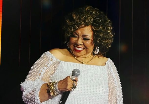 Carro de Alcione foi roubado (Foto: @rio.reveillon)
