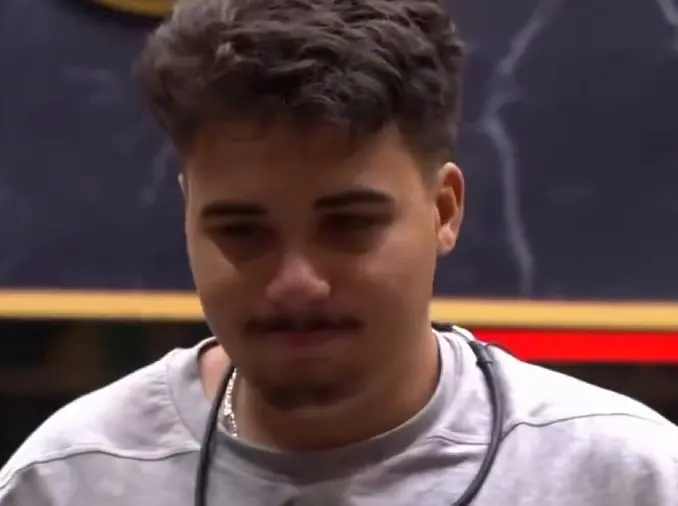 Pedro Henrique Espíndola, ex-participante do BBB 26, está internado em uma instituição especializada em saúde mental no Paraná. Foto: Reprodução / TV Globo.