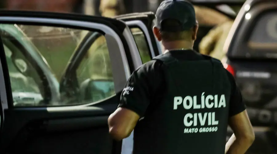 Testemunhas encontrarem o jovem ferido na rua; óbito foi confirmado pelo Samu no local. O caso é investigado pela Polícia Civil.