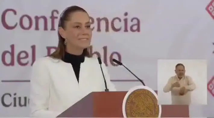 Presidente do México deixa coletiva após alarmes de terremoto serem acionados. Foto: Reprodução.
