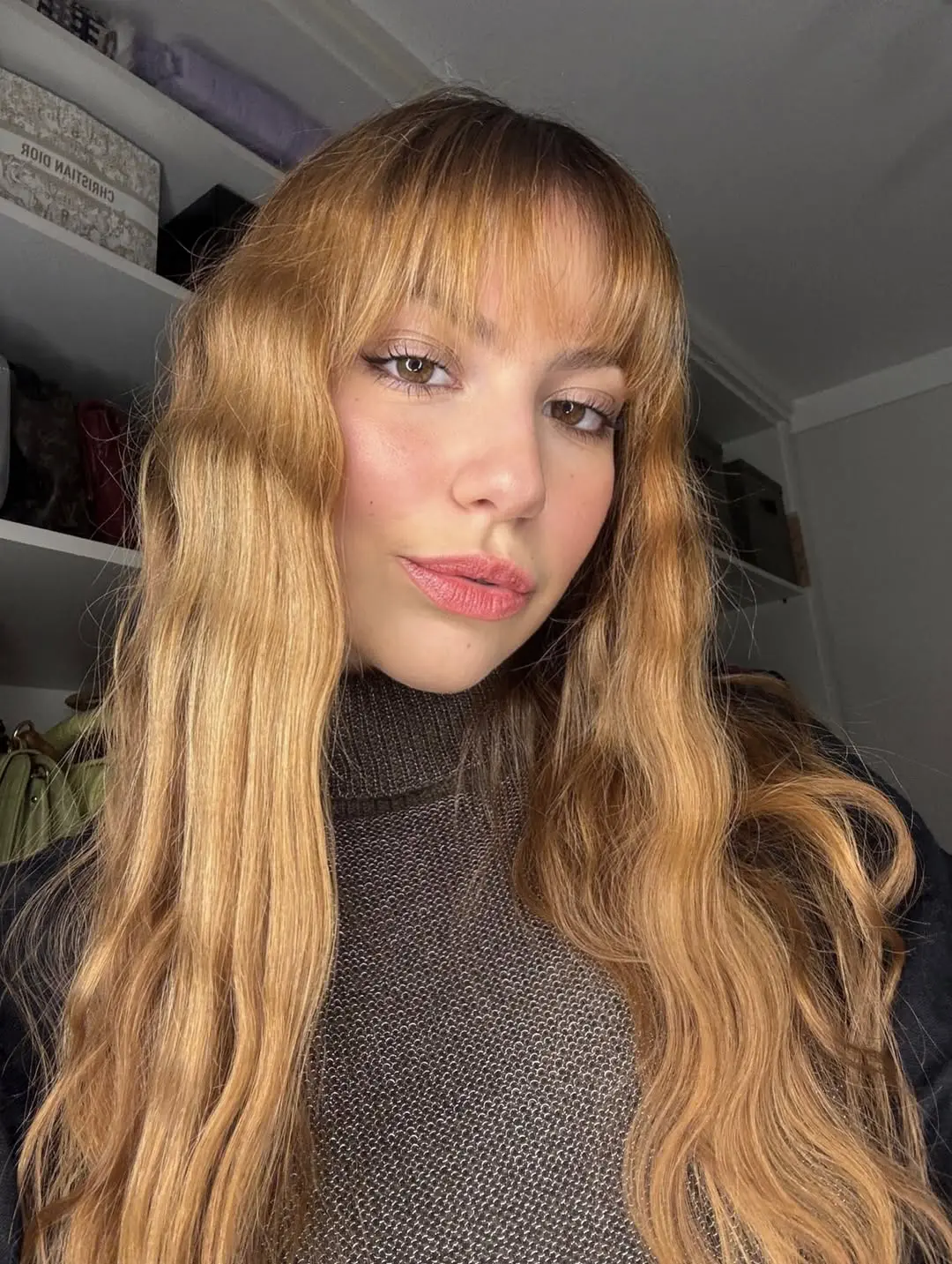 A influenciadora Bruna Furlan de Nóbrega, neta de Carlos Alberto de Nóbrega, compartilhou o diagnóstico e detalhes do tratamento nas redes sociais. Foto: Divulgação / Redes sociais.