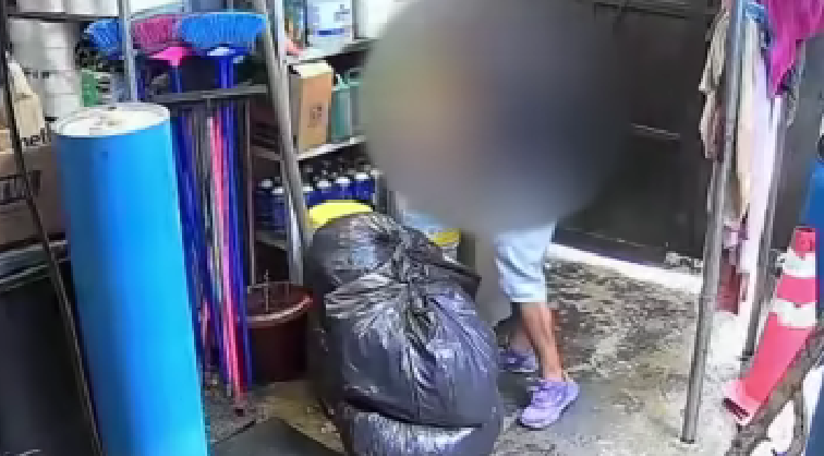 Vídeo mostra manobrista limpando piscina onde aluna morreu por intoxicação  (Foto: Reprodução)