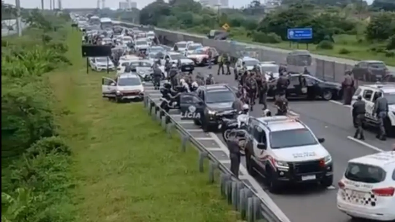 Troca de tiro no litoral (Reprodução/PG Mil Grau)