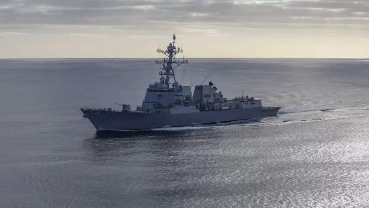 Destróier da Marinha dos EUA USS Truxtun (Foto/Divulgação)