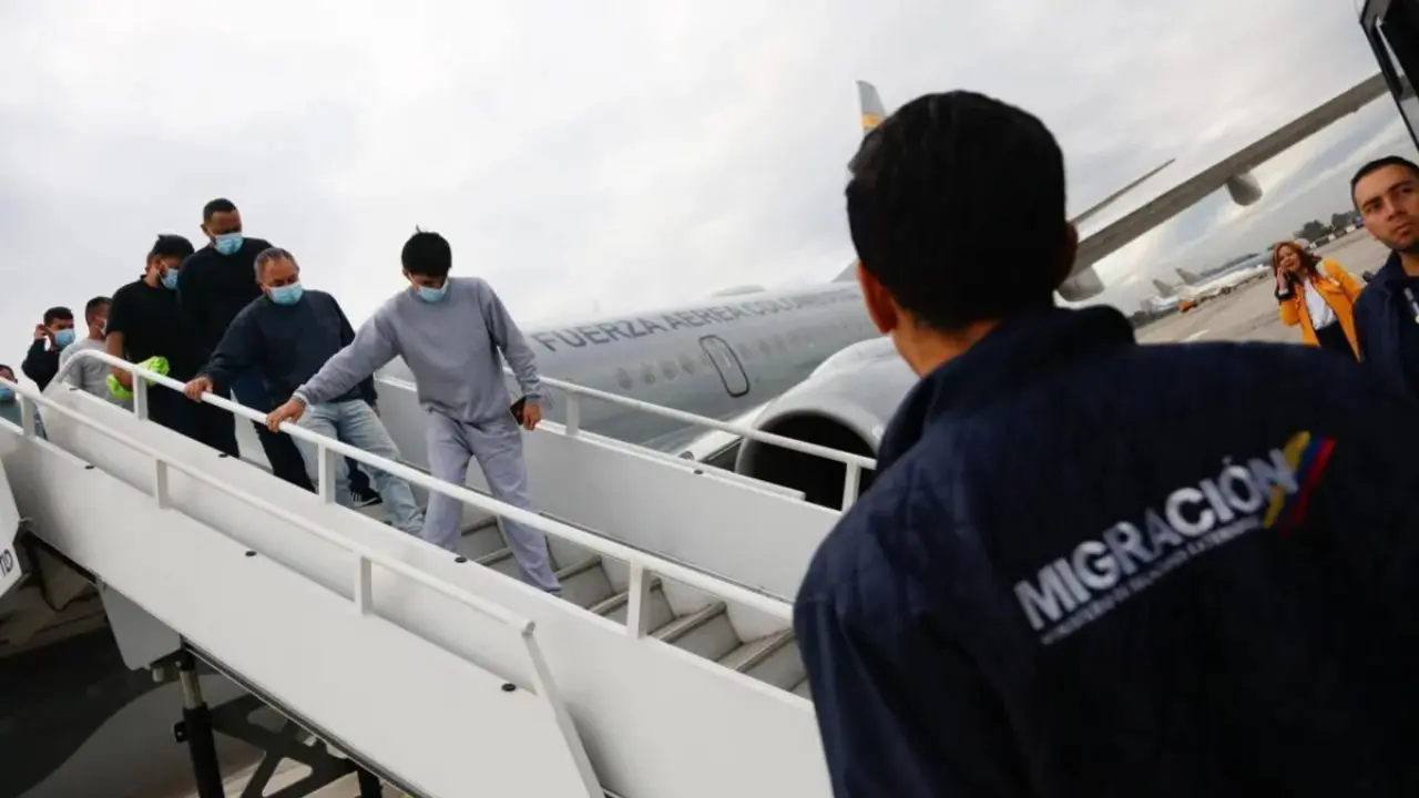 Deportados dos EUA (Foto: Reprodução)