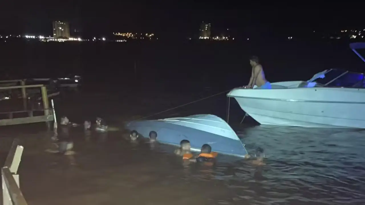Acidente de lancha no Rio Grande (Reprodução/Redes Sociais)