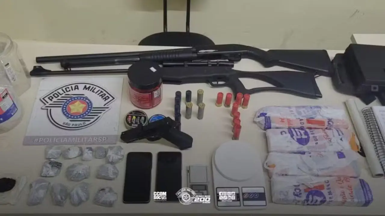 Família é presa (Foto: Polícia Militar/Divulgação)