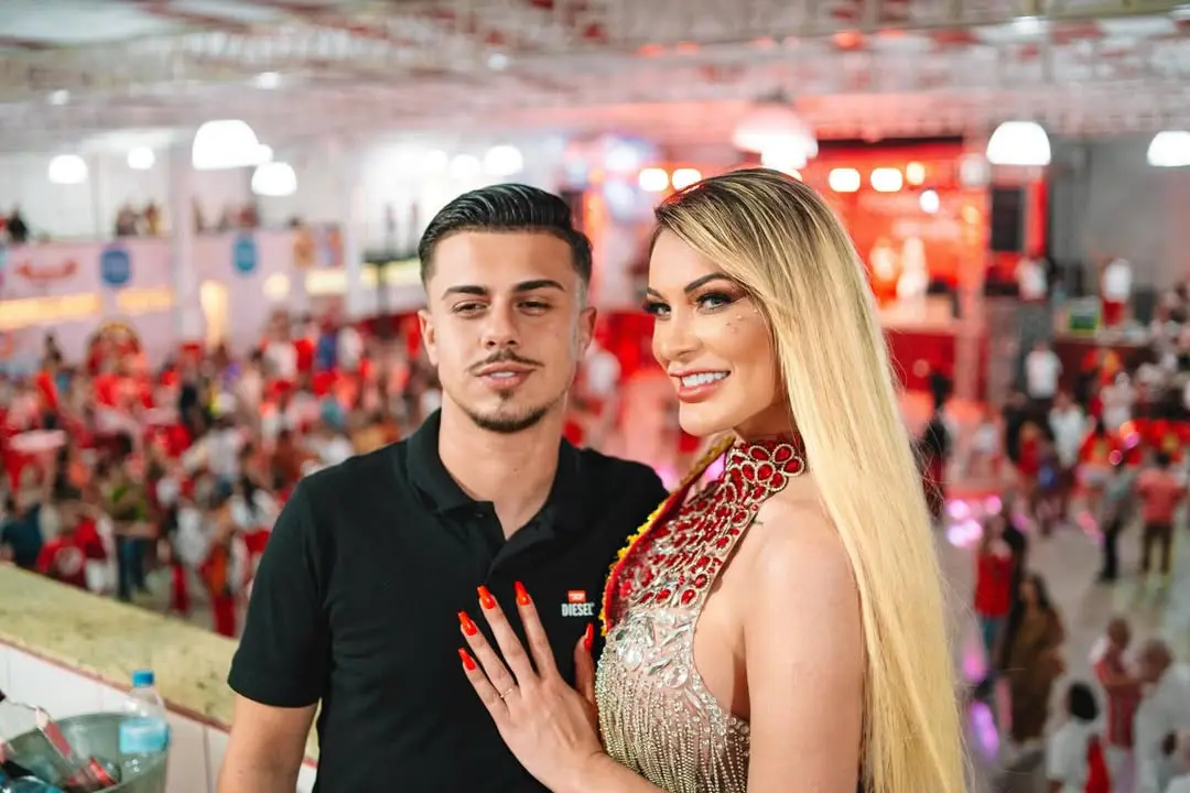 Andressa Urach revela casamento secreto após desfile no Carnaval de SP (Foto: Reprodução/Redes sociais)