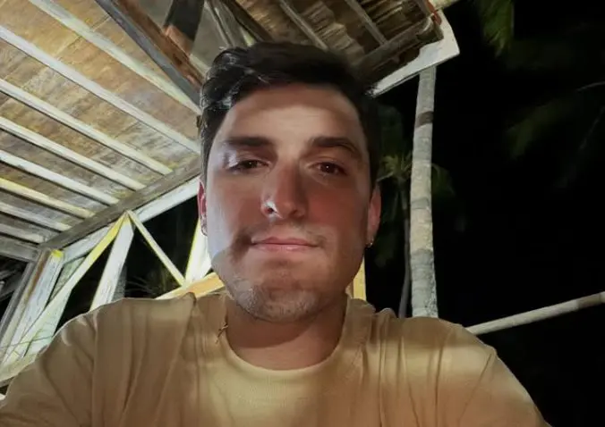 Justiça volta atrás mais uma vez e mantém absolvição de ex-BBB Felipe Prior em caso de estupro (Foto: Redes Sociais)