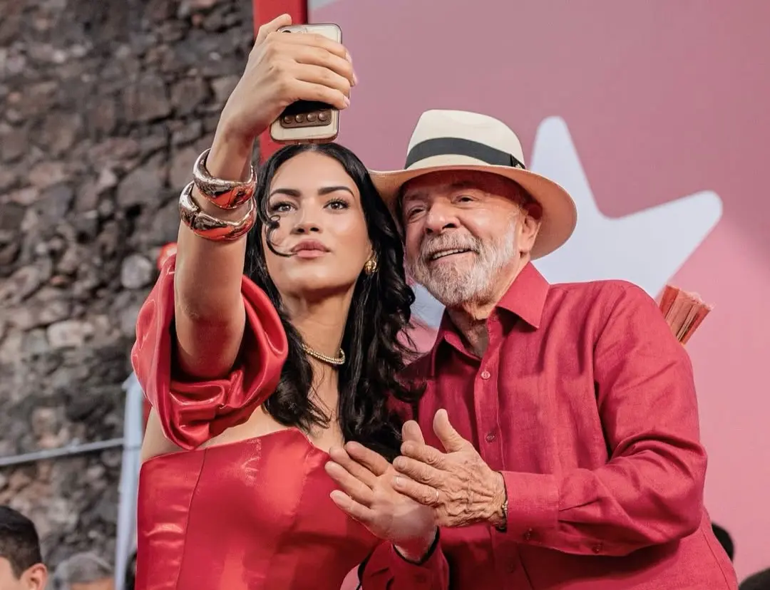 Manuella Tyler tirou foto com Lula (Foto: @brunogonzagafoto)