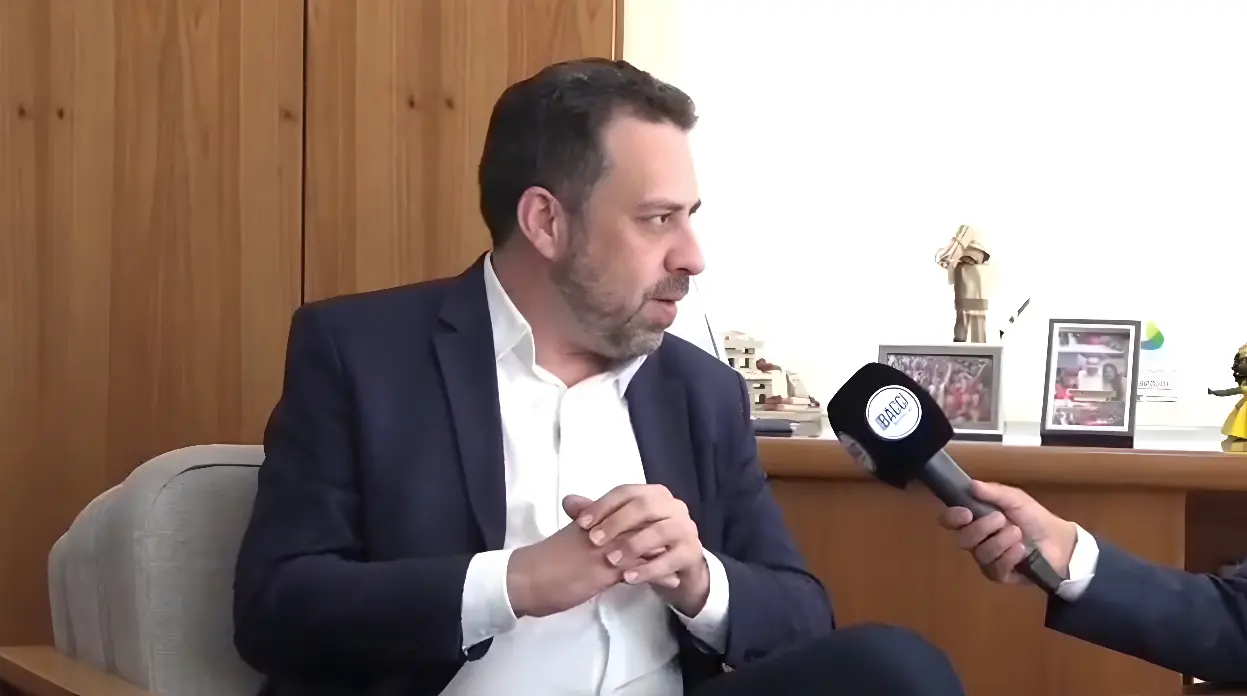 Boulos dispara sobre escolha de Flávio Bolsonaro à Presidência: ‘o pai escolheu o mais corrupto’
