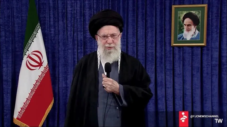 Morte de Ali Khamenei reacende debate sobre o papel do líder supremo no sistema político iraniano. Foto: Divulgação.
