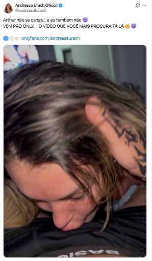 Após a polêmica sobre gravar um vídeo adulto com o próprio filho, Andressa Urach voltou a aparecer em outro momento íntimo com Arthur Urach. Em seu perfil oficial do X (antigo Twitter), Andressa publicou uma foto em que aparece beijando o pênis do jovem. Reprodução/X