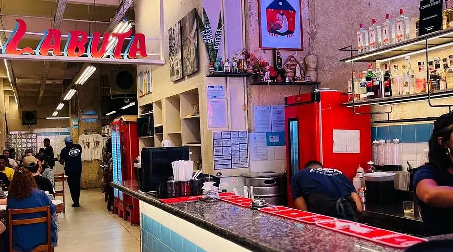 A atriz Sarah Jessica Parker foi fotografada em restaurante no centro do Rio de Janeiro e movimentou fãs nas redes sociais. Foto: Divulgação.