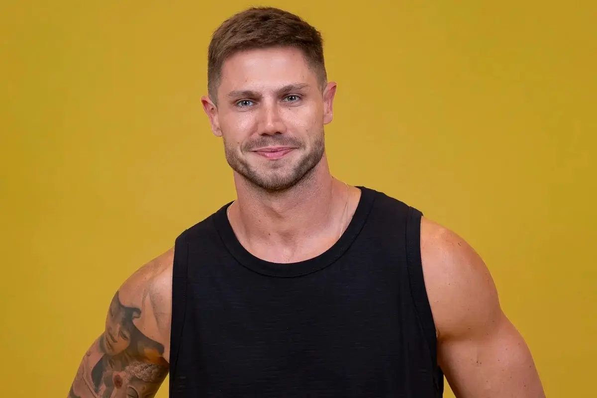 BBB 26: Jonas é denunciado por homofobia após fala contra Juliano Floss - Foto: Divulgação/Globo
