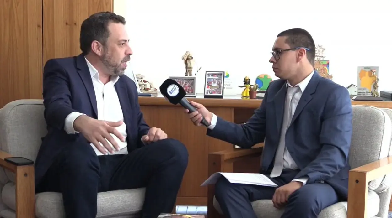 Veja a íntegra da entrevista com Guilherme Boulos