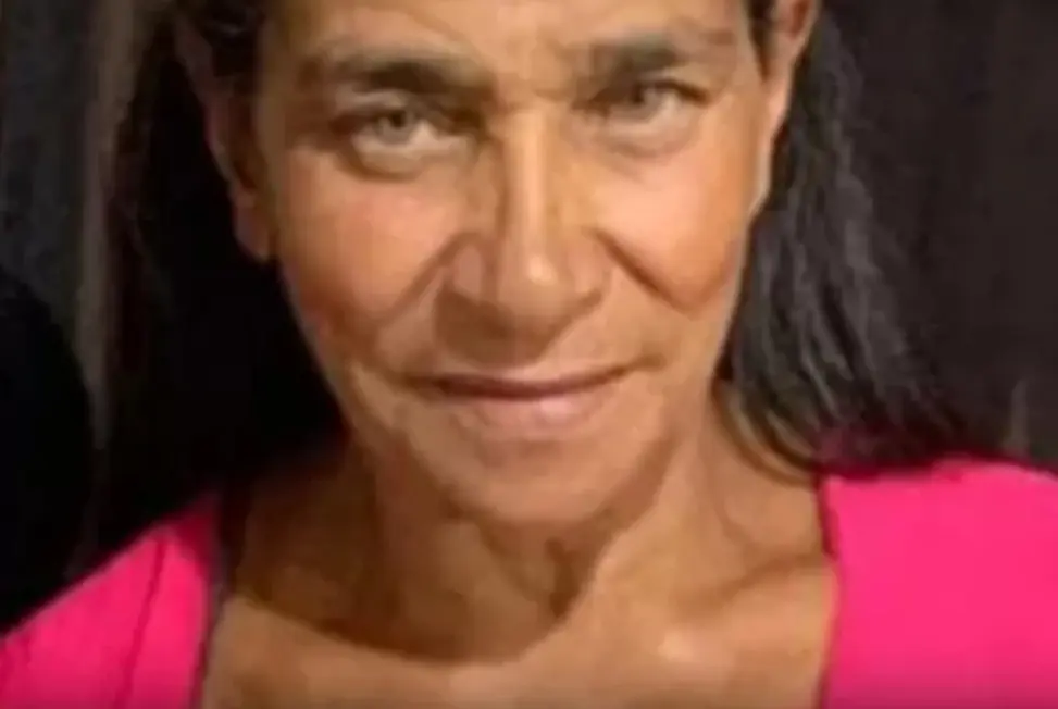 Mulher morre após tirar carregador da tomada durante tempestade