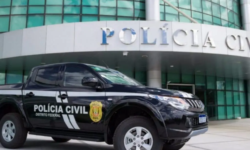Polícia investiga morte a facadas de homem com tornozeleira eletrônica