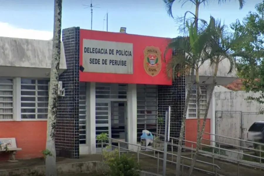 Mulher mata companheiro com tiro no rosto após briga por cachorro