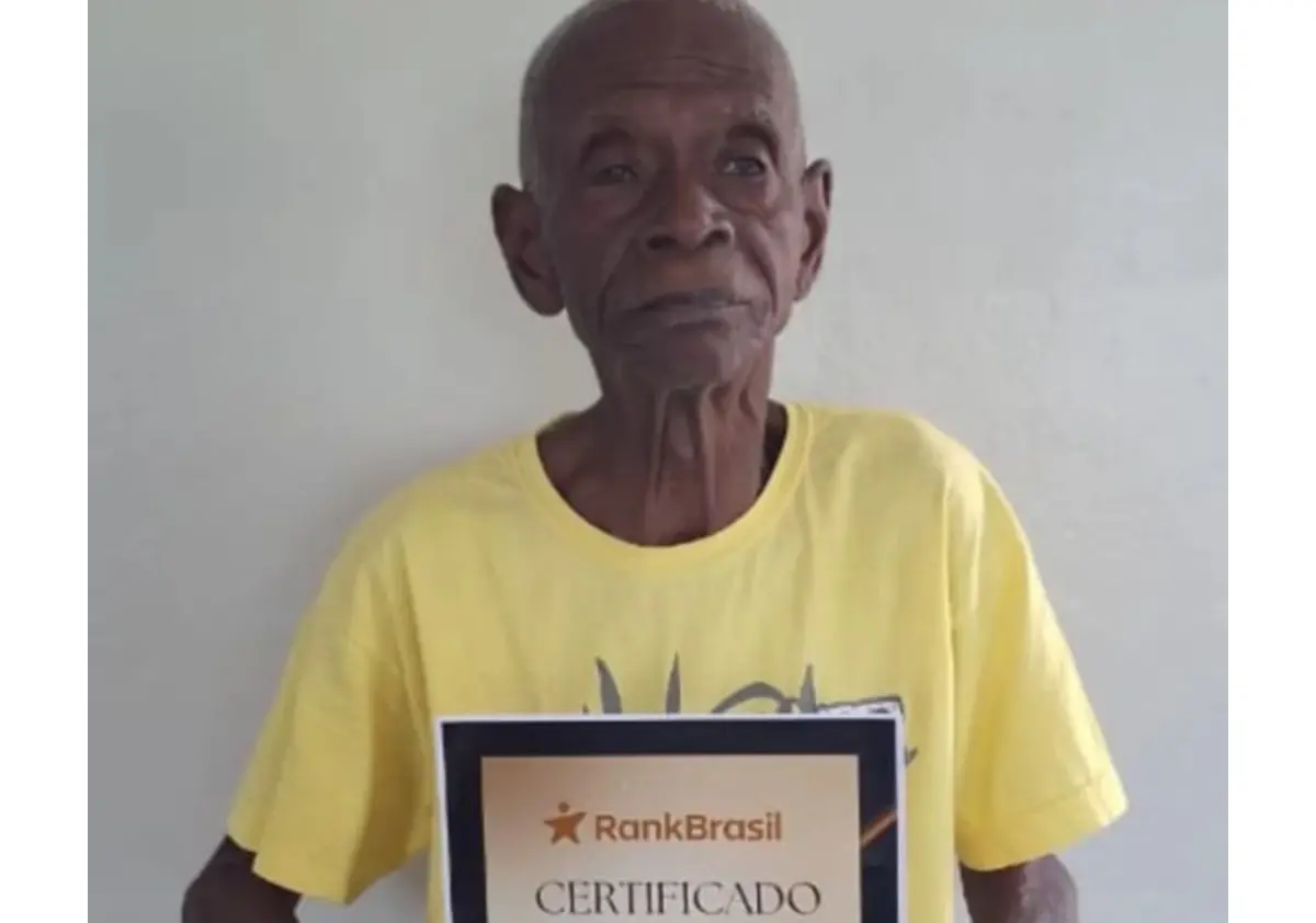 Aos 118 anos, Luiz Carlos dos Santos foi reconhecido pelo RankBrasil como o homem mais velho do Brasil. Foto: Arquivo pessoal.