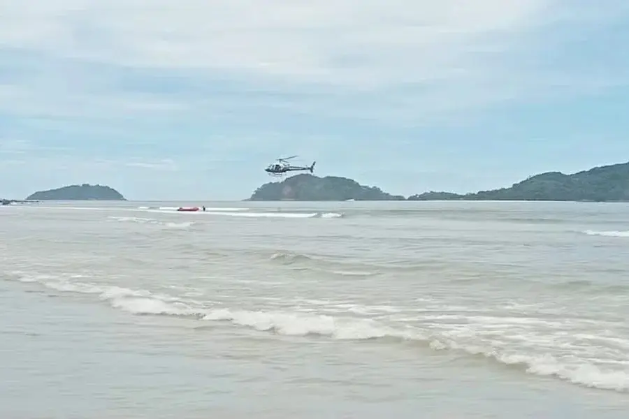 Bombeiros entram no quinto dia de buscas por adolescente desaparecido no mar em SP - Foto: Divulgação/GBMar
