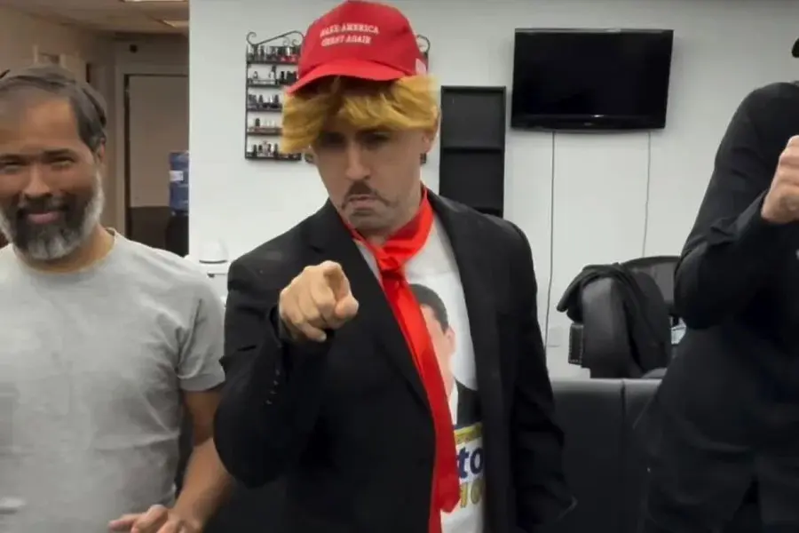 Influenciador brasileiro que defende Donald Trump é preso pelo ICE nos EUA