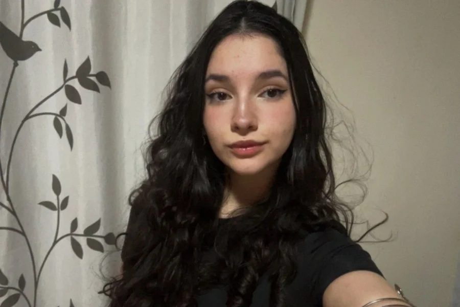 Alana foi atacada com 15 facadas (Foto: Reprodução)