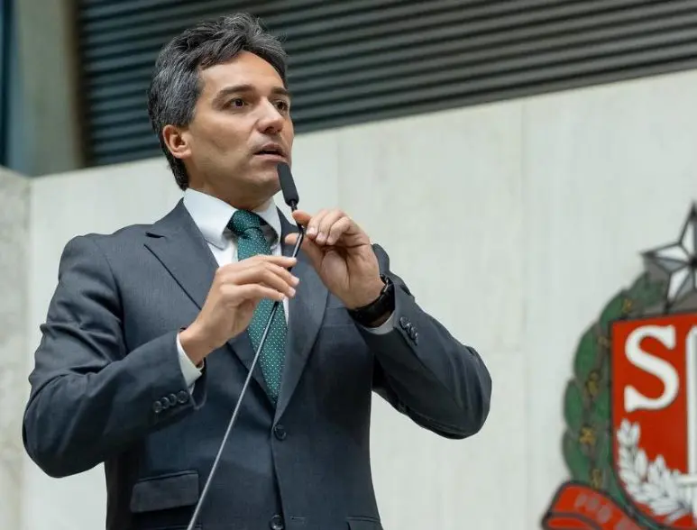 Deputado comenta herança política de Bolsonaro (Foto: Reprodução / Alesp)