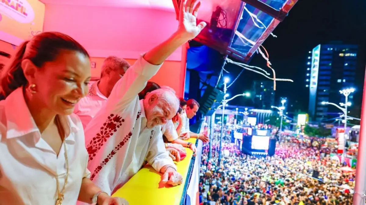 BaianaSystem tem coro de ‘sem anistia’ com a presença de Lula no Carnaval de Salvador. Foto: Ricardo Stuckert
