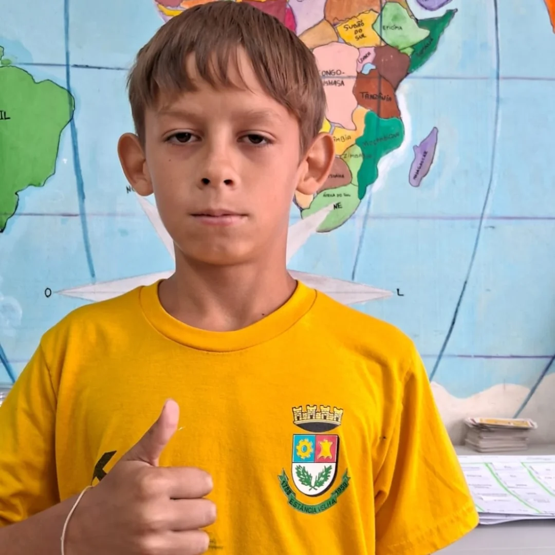 Menino de 12 anos morre após vaso sanitário quebrar e causar ferimento fatal (Foto: Reprodução/Redes sociais)