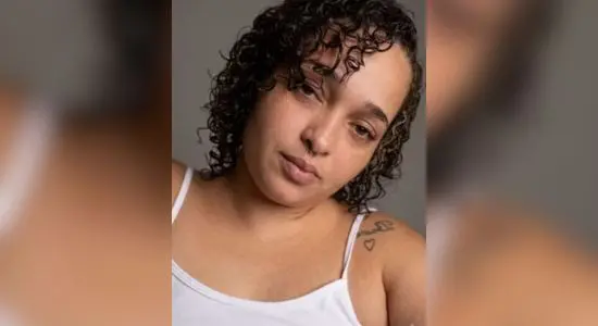 Mulher foi atingida por um soco (Foto: Reprodução)