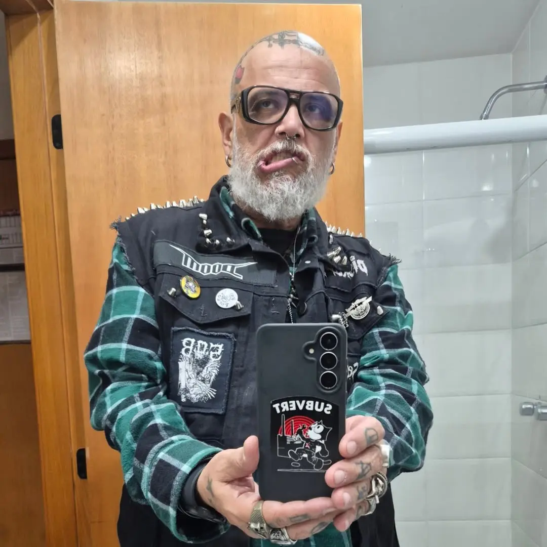 João Gordo comentou o caso de forma irônica após abordagem em Confins. Foto: Divulgação / Redes sociais.