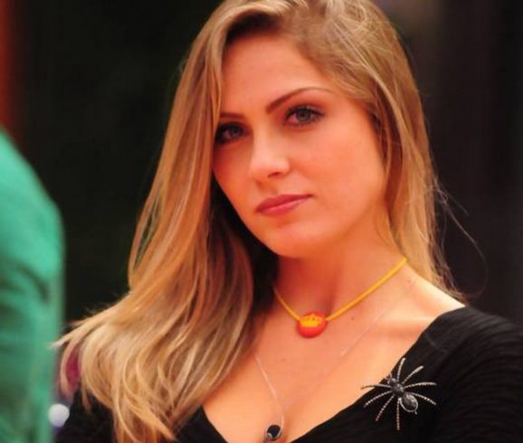Renata BBB 12 (Foto: Reprodução TV Globo/BBB 12)