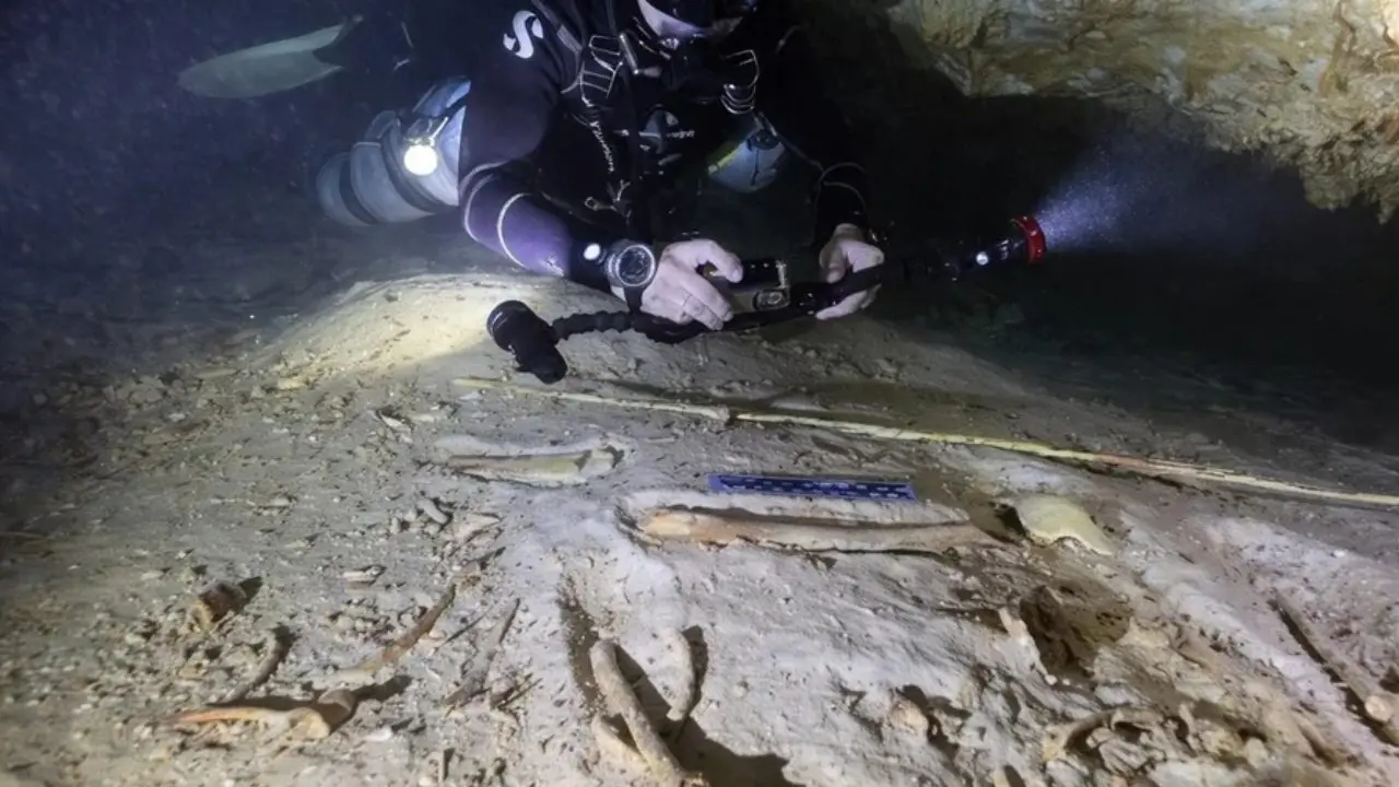 Esqueleto de  8 mil anos é encontrado (Foto: Instituto Nacional de Antropologia e História do México (INAH))