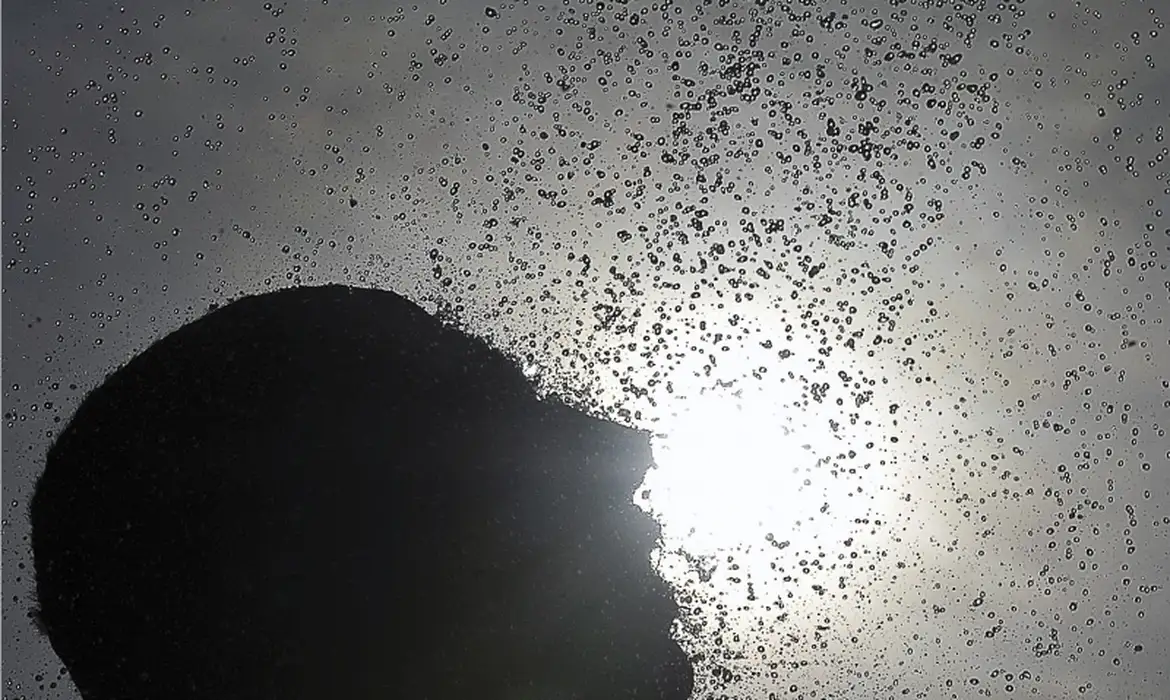 Outono de 2026 começou com calor fora do padrão em várias regiões do Brasil. Foto: Agência Brasil.
