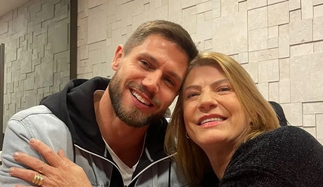 Mãe de Jonas fala sobre eliminação do filho e ataca ‘milícias digitais' (Foto: Redes Sociais)