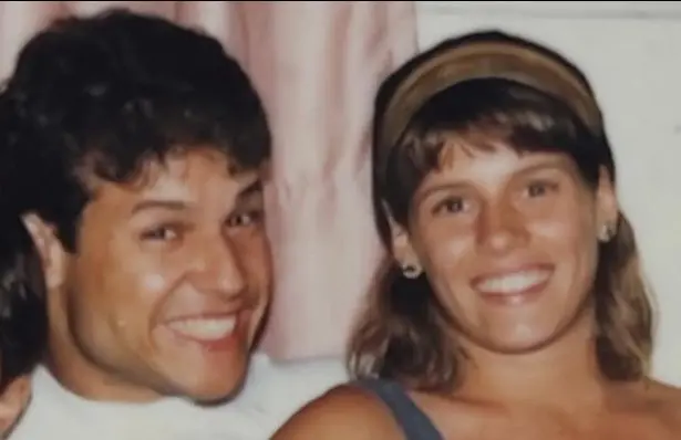 Namorada de Dinho faz post emocionante em homenagem aos 30 anos da morte dos Mamonas (Foto: Redes Sociais)