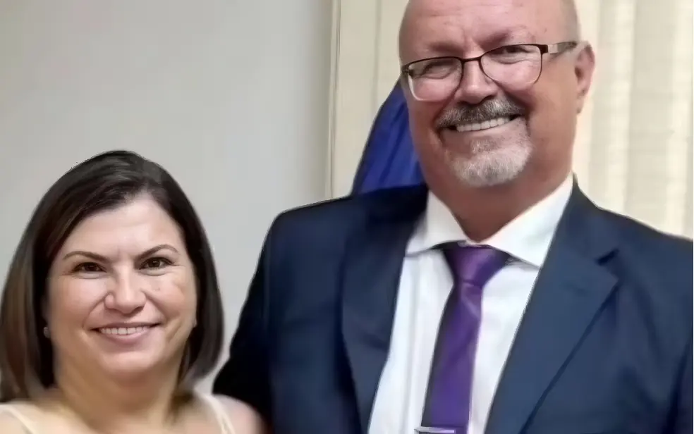 O prefeito de Vista Alegre do Alto (SP), Nelson Antonio Rozani, e a esposa dele, Rosa de Fátima de Jesus Baldi Rozani — Foto: Redes sociais
