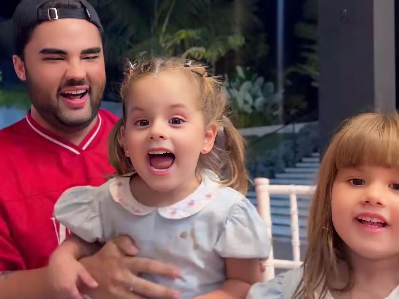 Lucas Guedez e as filhas de Virginia Fonseca e Zé Felipe, Maria Alice e Maria Flor || Reprodução: Redes Sociais 
