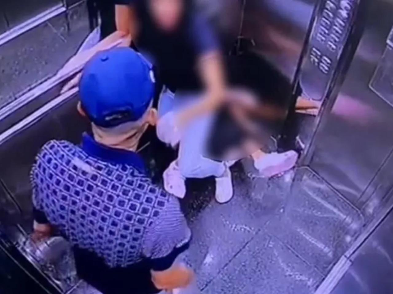 Homem agride ex-namorada em elevador, ganha liberdade e debocha na web: 'O pai tá famoso'