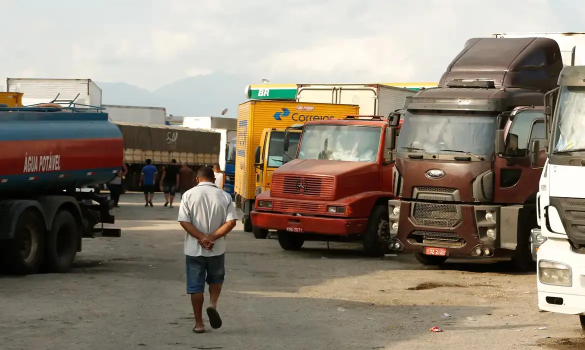 Frete mínimo para caminhoneiros terá novas regras a partir da próxima semana. Imagem: Tomaz Silva | Agência Brasil