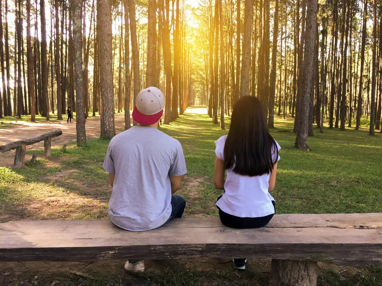 Jovens estão começando vida sexual mais tarde, revela pesquisa