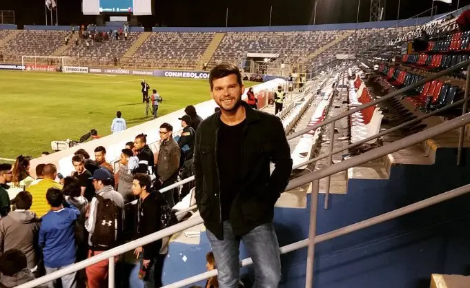 Assessor de Vini Jr. e Paquetá é baleado em tentativa de assalto