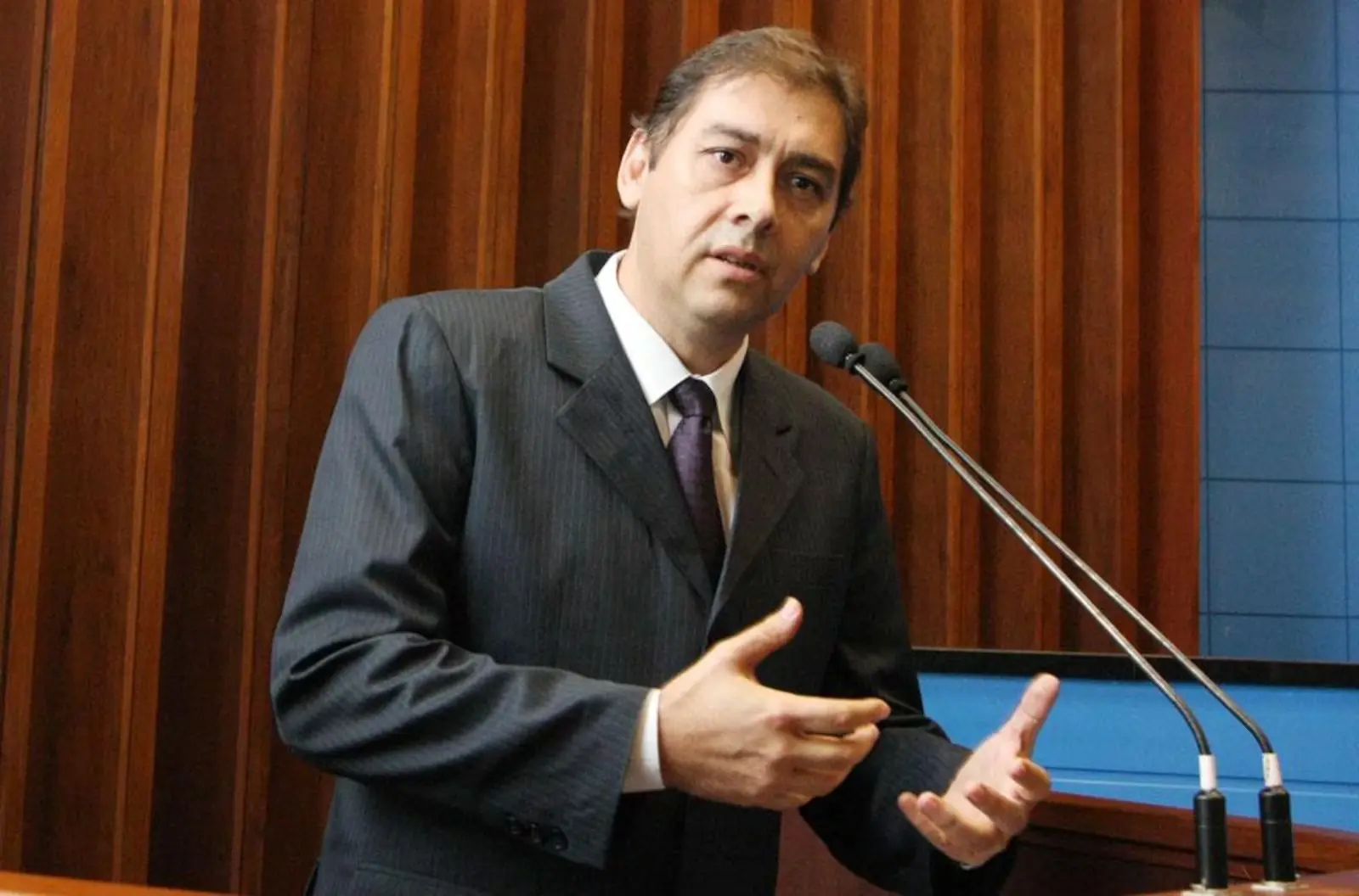 Ex-prefeito se entrega após matar homem em disputa por imóvel (Foto: Divulgação/ Assembleia legislativa)