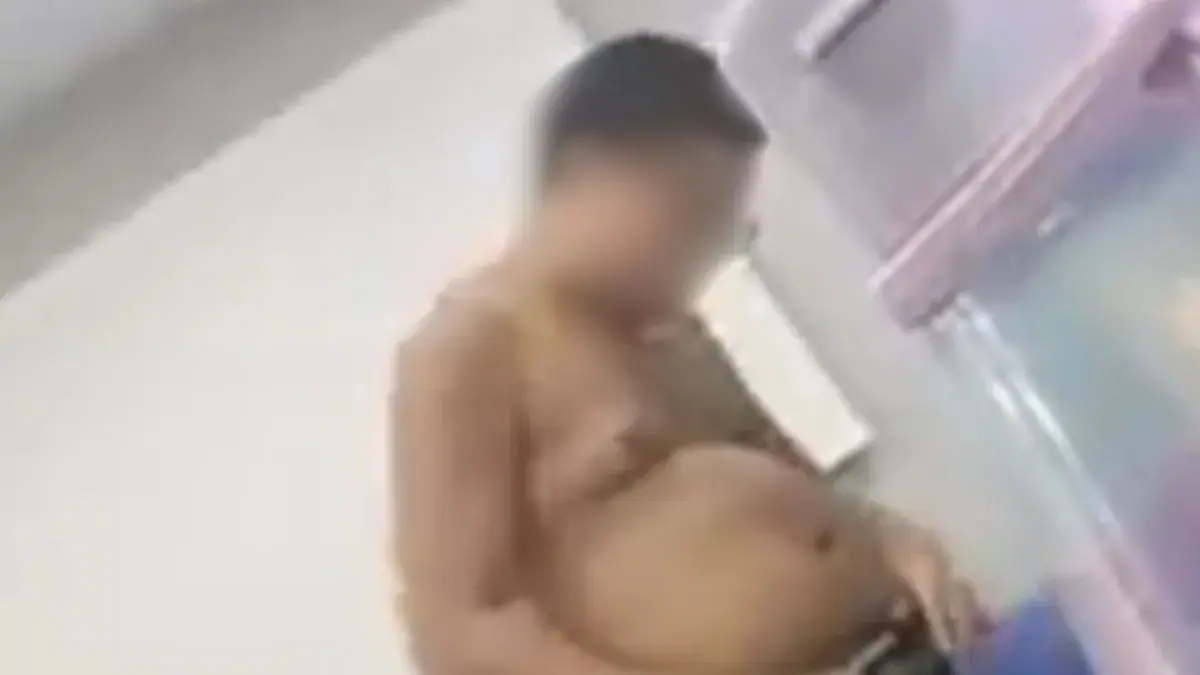 Estudante surta em sala de aula e fica nu em universidade (Foto: Reprodução/Redes sociais)