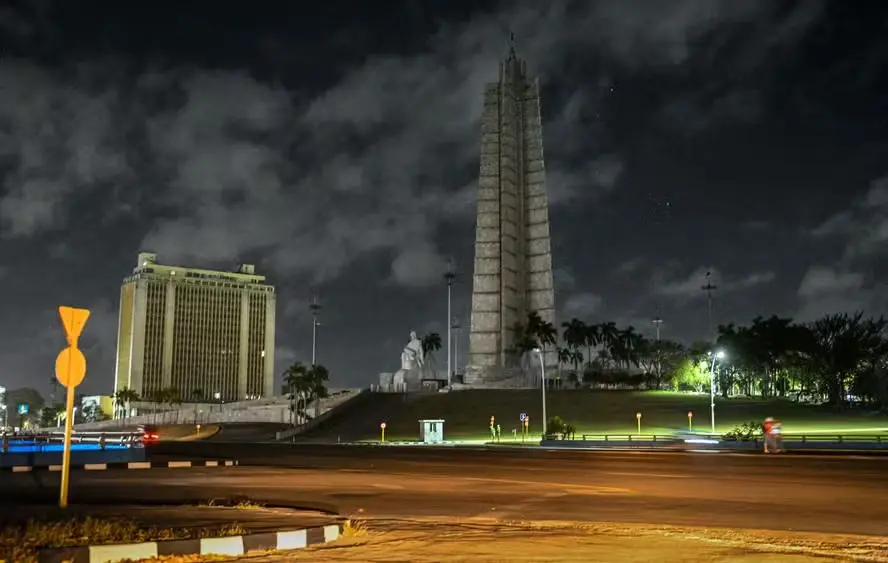 Cuba enfrenta novo apagão e 10 milhões de pessoas ficam sem luz; entenda