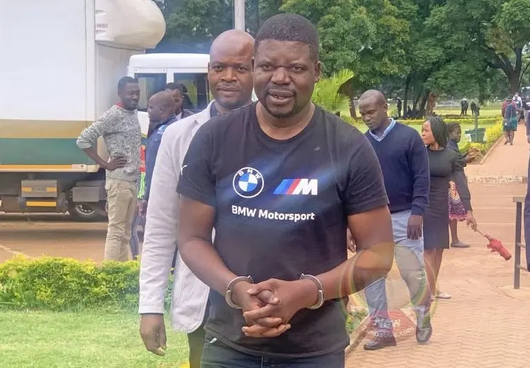 Ex-policial afirma ter sido 'forçado por duendes' a cometer massacre em igreja (Foto: Reprodução/Redes sociais)